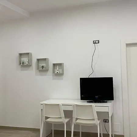 Alojamento de Acomodação e Pequeno-almoço La Rosa Del Vesuvio 3*
